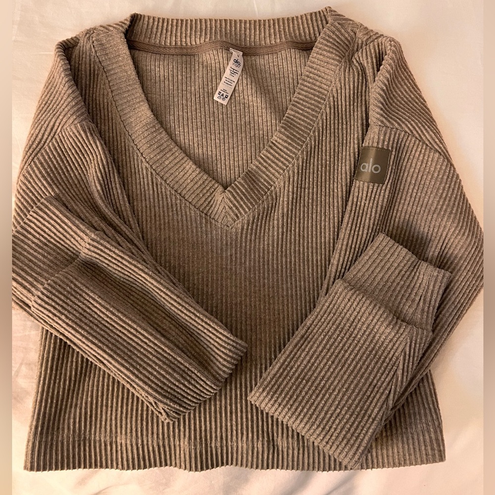 Alo cropped sweater
